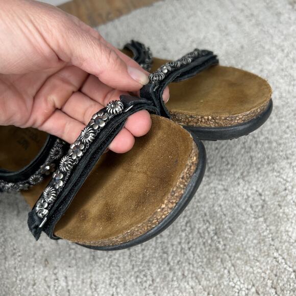 NAOT® Genuine Leather Black Slides Sandals w/Flower Rhinestone Studs 7M 38 EU - Picture 3 of 6